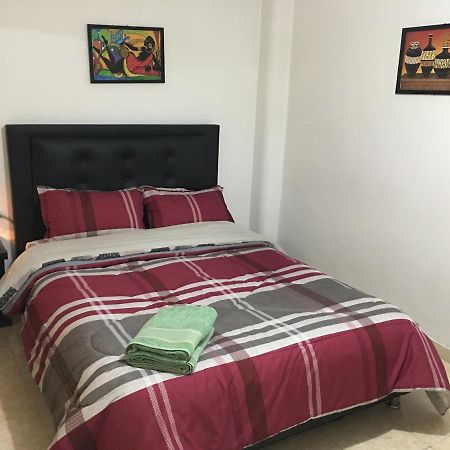 Dorado Airport Rooms & Apartments Bogota Exterior photo
